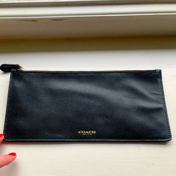 Brand new without tags coach clutch - Picture 1 of 4